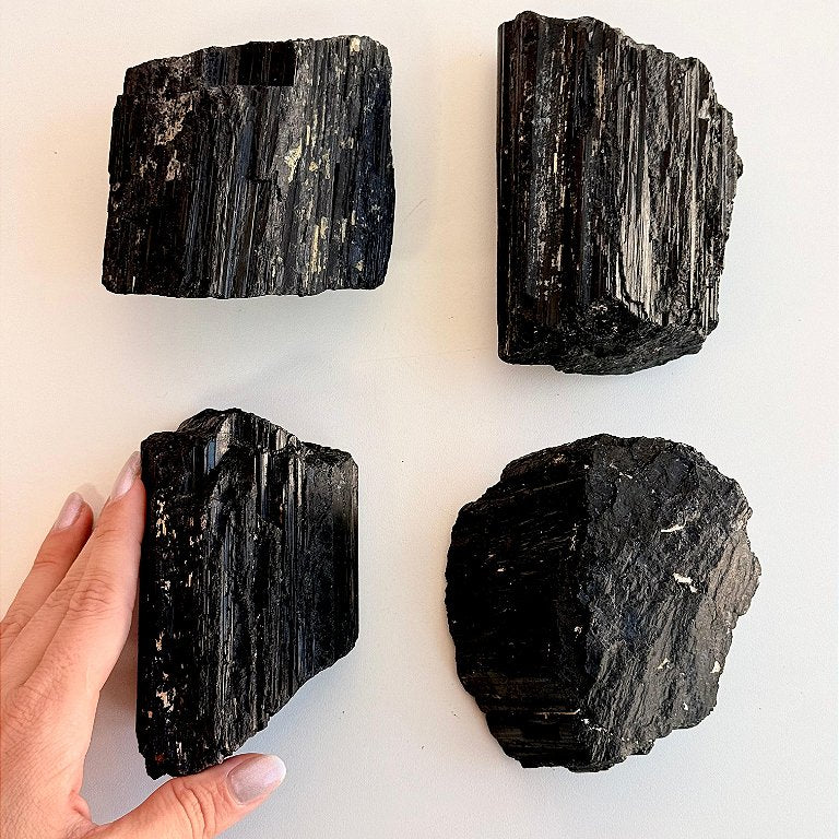 Turmalina Negra de Ambiente GG 701 a 900g - Proteção Energética e Espiritual, Inseguranças e Soluções