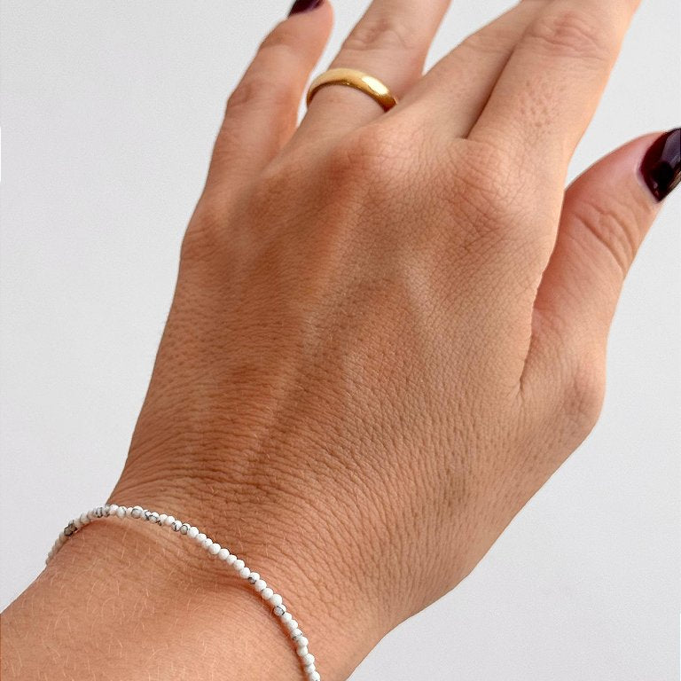 Pulseira de Howlita 2mm Multifacetada - Paciência, Ansiedade, Equilíbrio de Emoções e Paz
