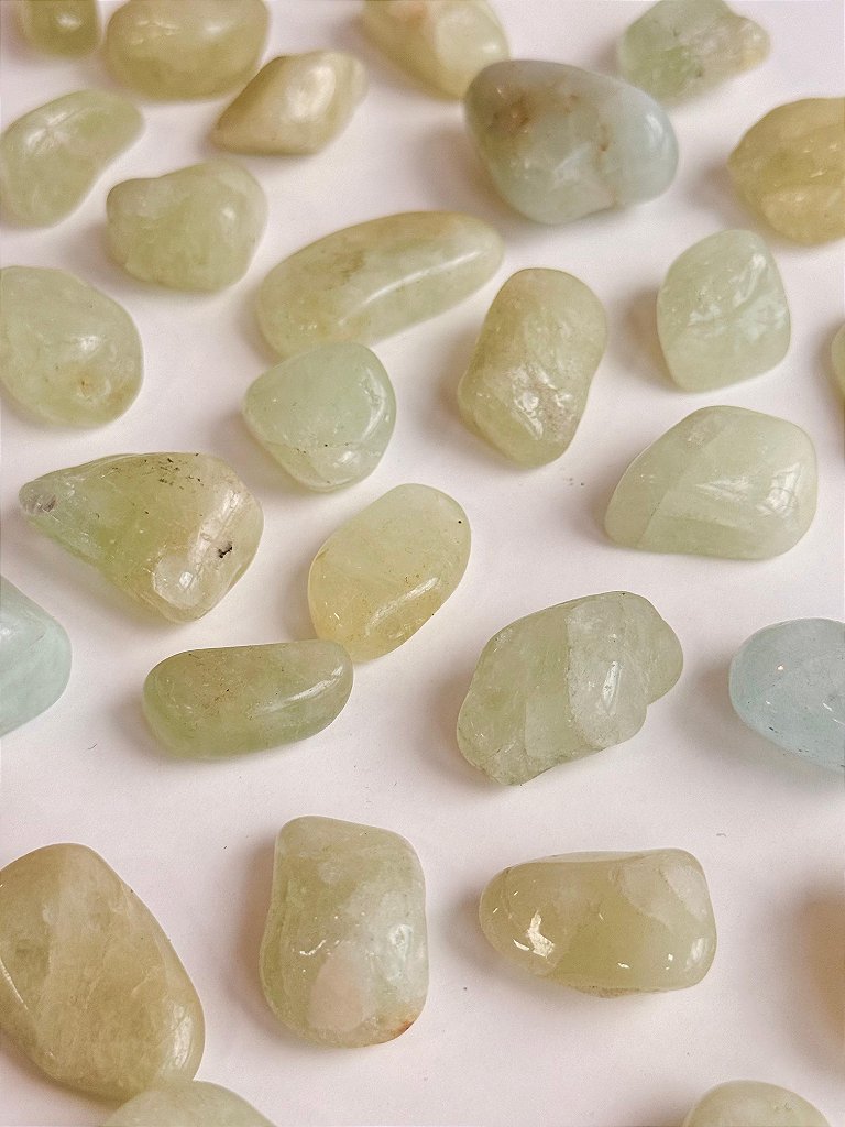 Água Marinha Natural Rolada Mini - Pedra da Ansiedade, Desfaz Confusões, Protege os Pensamentos