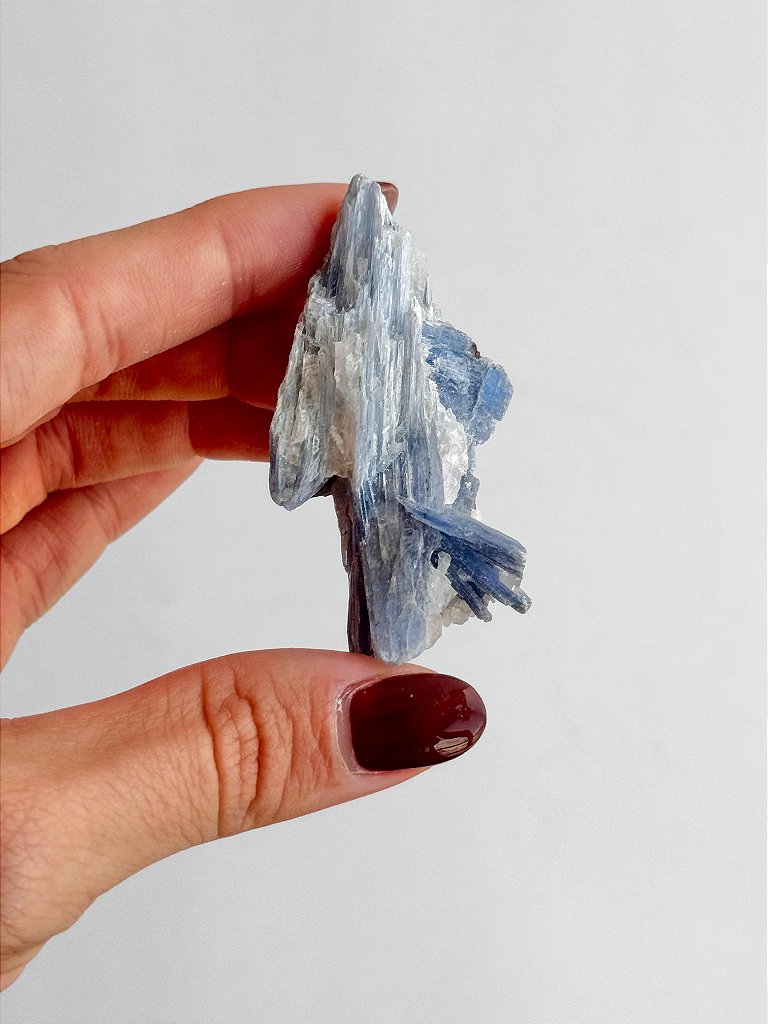 Cianita Azul Bruta P - Pedra de Miguel Arcanjo; Proteção dos Anjos