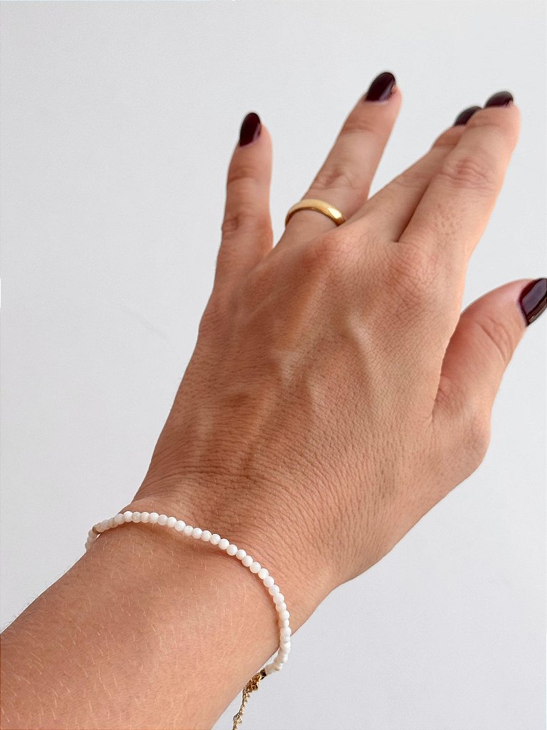 Pulseira de Madre Pérola Redonda 2mm - Amor Universal, Proteção e Riqueza