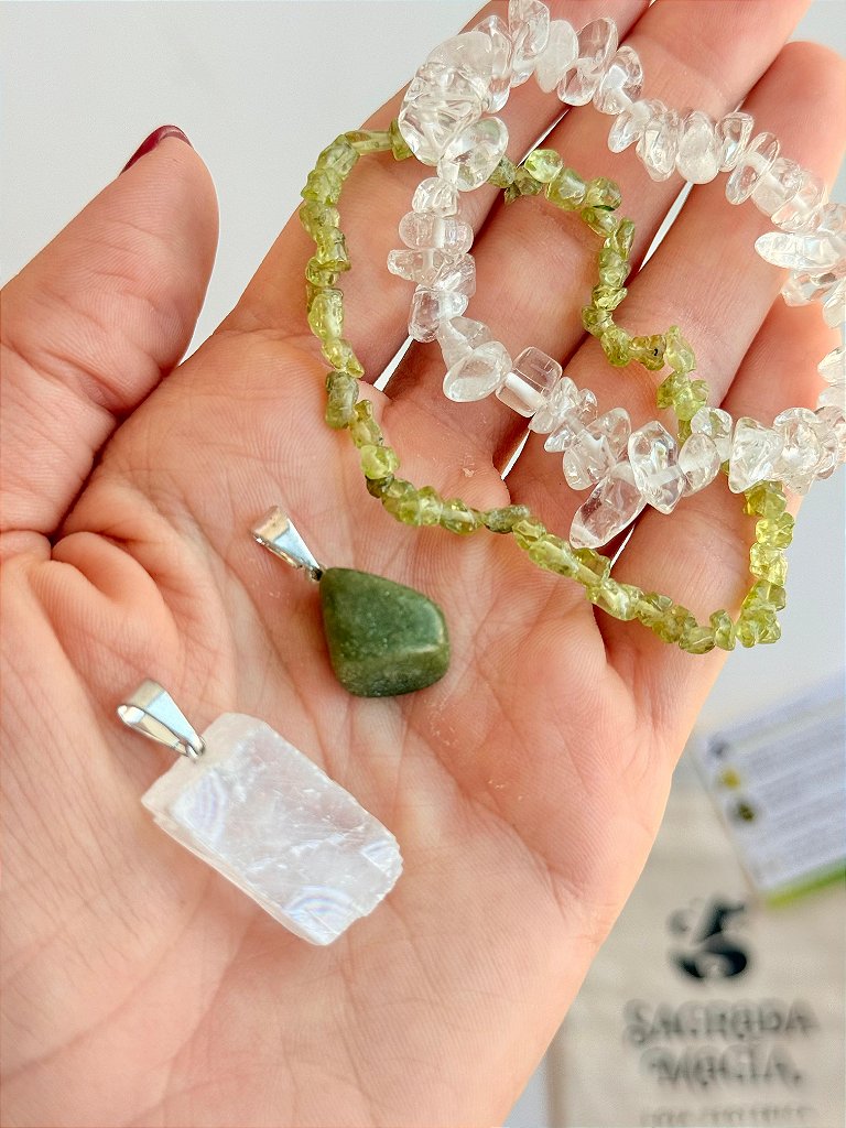 Conjunto Transformações e Mudanças - Peridoto, Serpentinita, Quartzo Cristal e Calcita Ótica