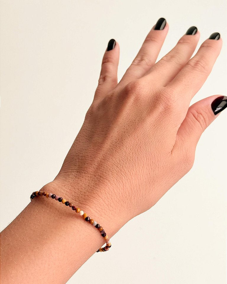 Pulseira de Jaspe Mokaíta 2mm Multifacetada - Correção de Karmas, Jovialidade e Força