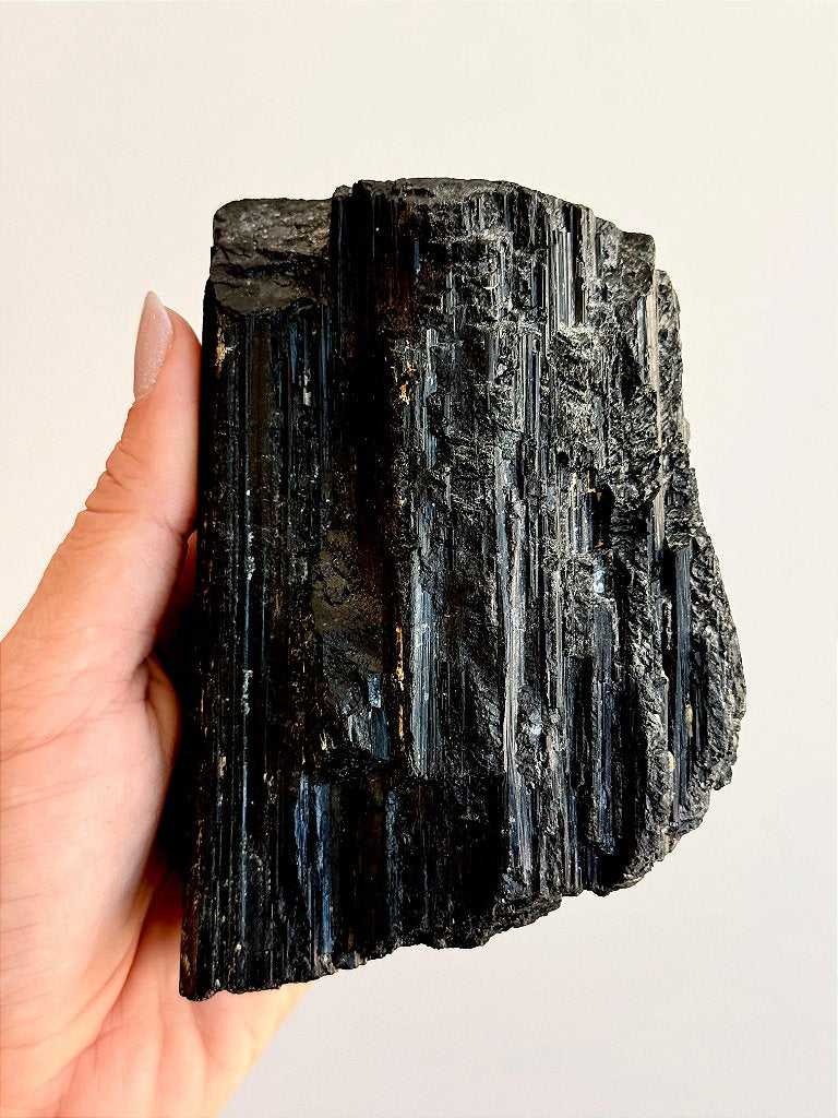Turmalina Negra de Ambiente GG 701 a 900g - Proteção Energética e Espiritual, Inseguranças e Soluções