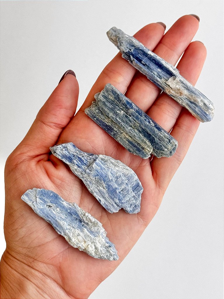 Cianita Azul Bruta P - Pedra de Miguel Arcanjo; Proteção dos Anjos