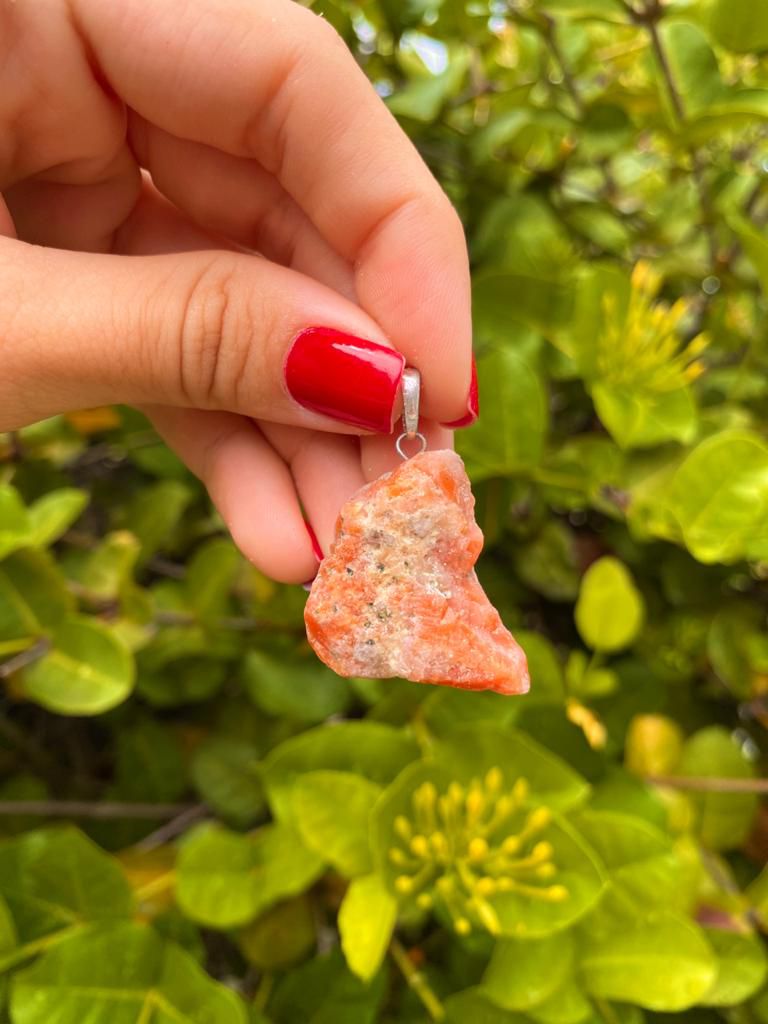 Pingente de Calcita Laranja Bruto - Alegria e Vitalidade