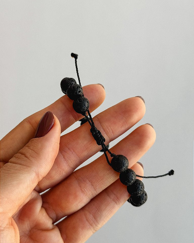 Pulseira de Lava Vulcânica 8mm Regulável - Resiliência, Força e Autossabotagem