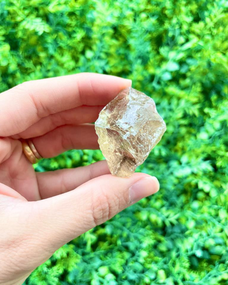 Citrino Natural Bruto - Autoestima, Alegria e Prosperidade