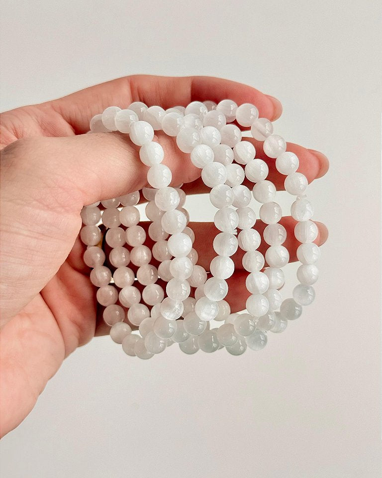 Pulseira de Selenita Redonda 6mm - Limpeza Energética; Paz de Espírito; Cansaço Mental e Dores