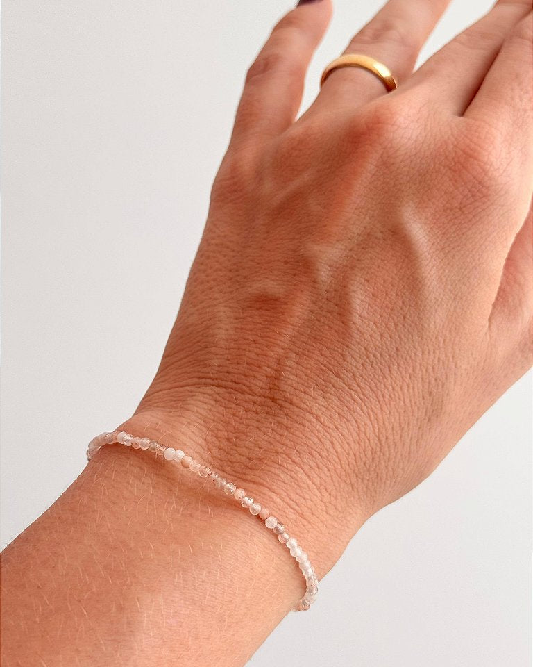 Pulseira de Pedra do Sol 2mm Multifacetada - Pedra do Sucesso