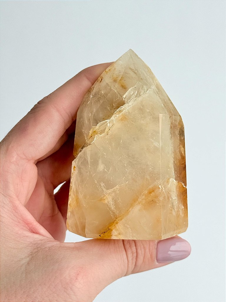 Ponta de Quartzo Hematoide Amarelo - Escudo de Luz; Vitalidade; Dúvidas e Inseguranças; Ancoramento