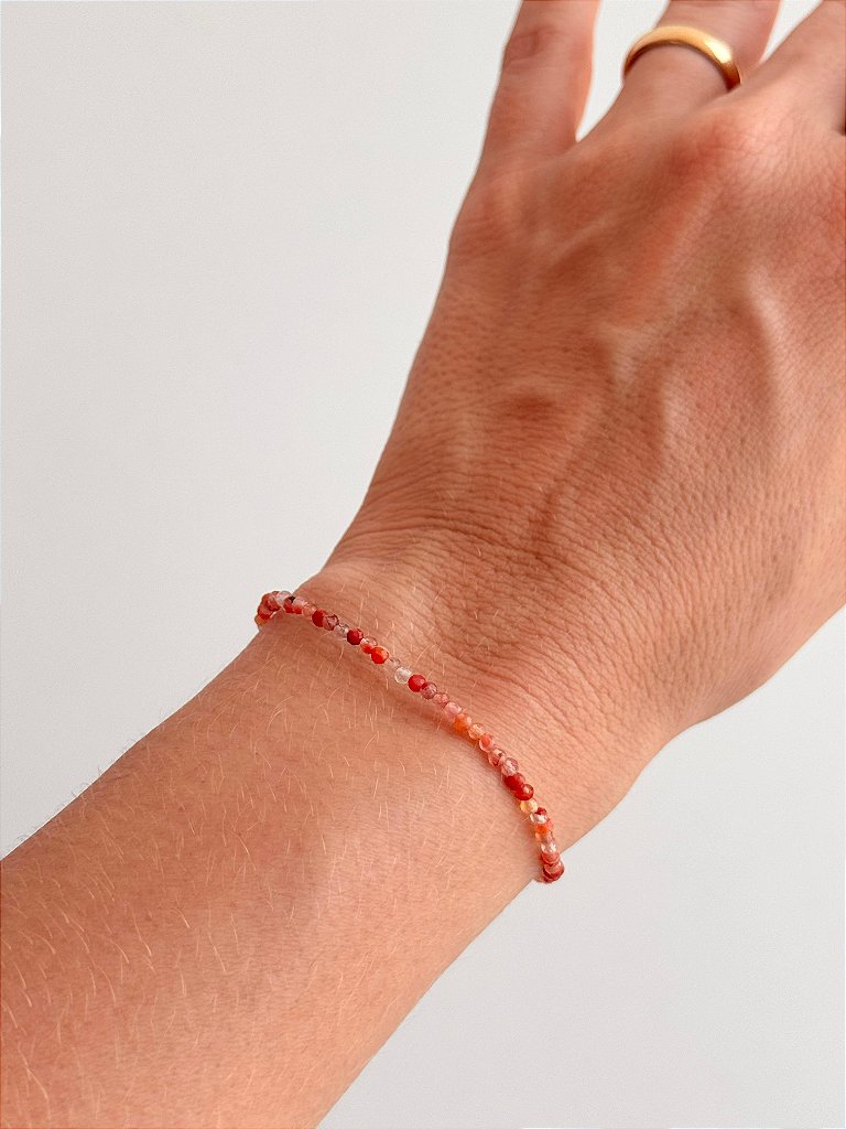 Pulseira de Cornalina 2mm Multifacetada - Alegria de Viver, Procrastinação, Disposição e Motivação