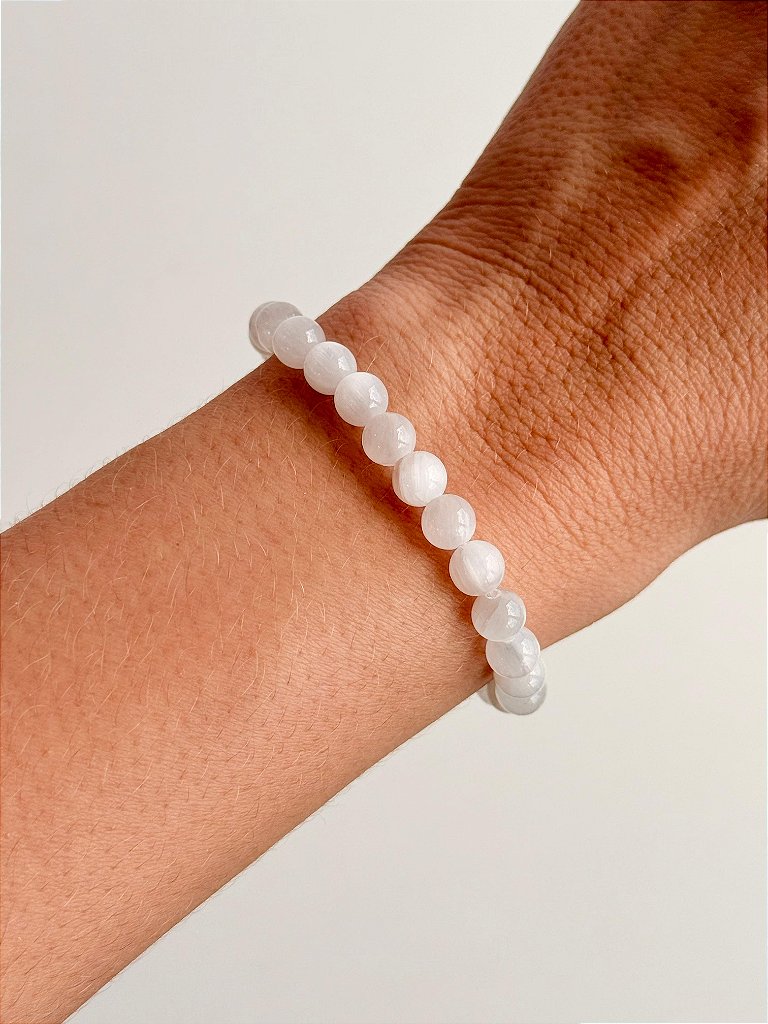 Pulseira de Selenita Redonda 6mm - Limpeza Energética; Paz de Espírito; Cansaço Mental e Dores
