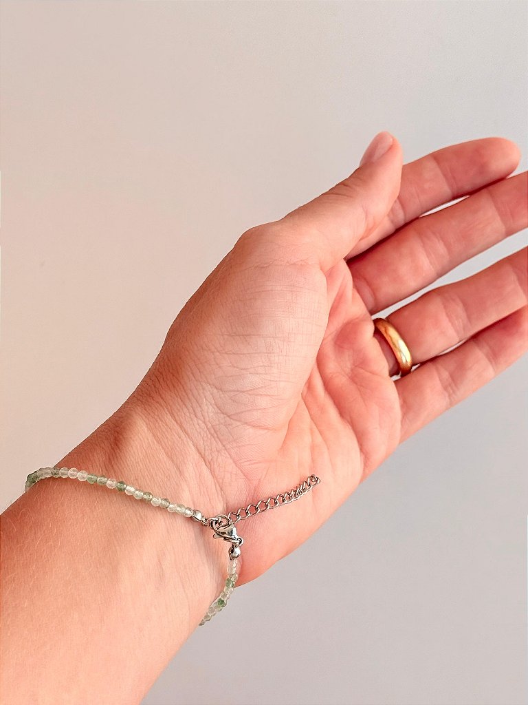 Pulseira de Quartzo Verde 2mm Multifacetada - Saúde e Equilíbrio