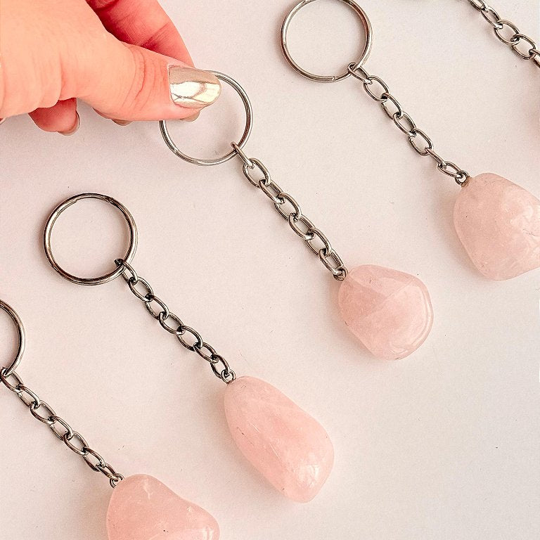 Chaveiro de Quartzo Rosa - Pedra do Amor - Cura do Coração, Amor Próprio, Perdão e Gratidão