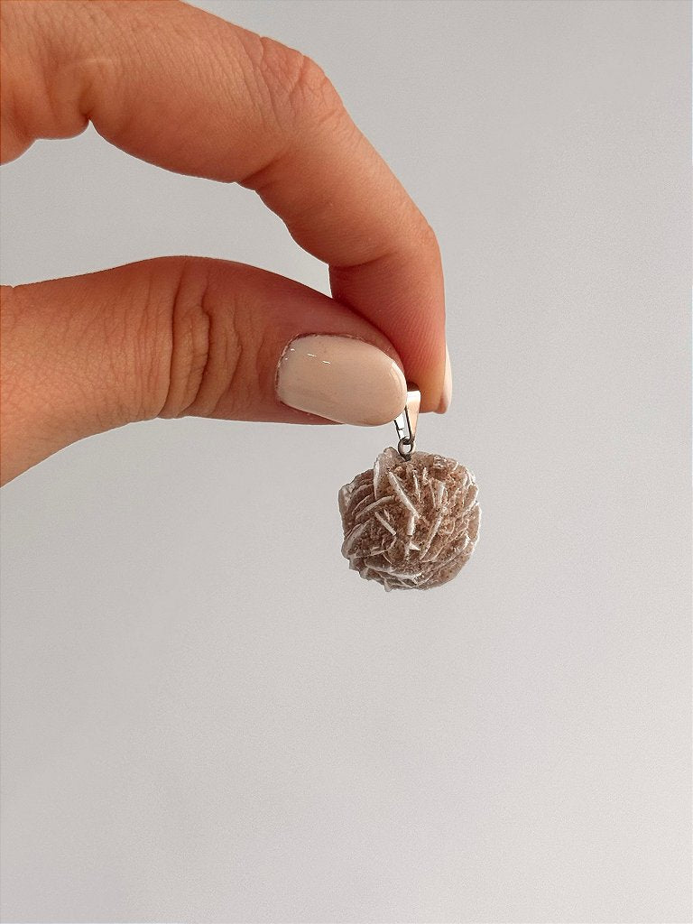 Pingente de Rosa do Deserto - Organiza Ideias, Dissolve o Estresse, Entender Intuição, Concentração
