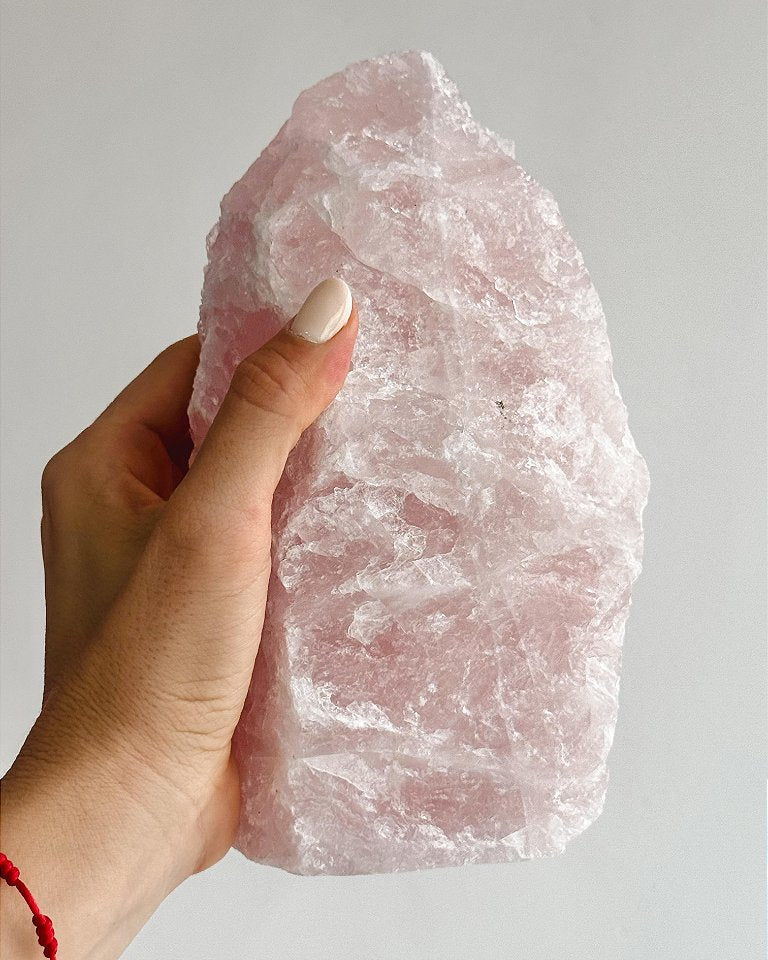 Quartzo Rosa - Base Serrada GRANDE 20cm - Amor Próprio, Perdão, Acolhimento e Gratidão