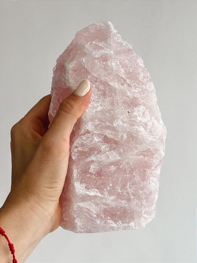 Quartzo Rosa - Base Serrada GRANDE 20cm - Amor Próprio, Perdão, Acolhimento e Gratidão