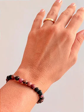 Pulseira de Rodonita Redonda 6mm - Magnetismo Pessoal e Atração