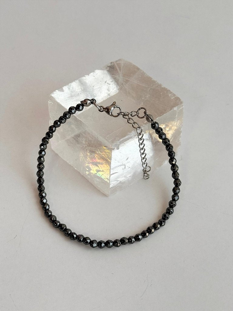Pulseira de Hematita 3mm Multifacetada - Proteção, Disciplina, Afasta Vícios e Melhora Hábitos
