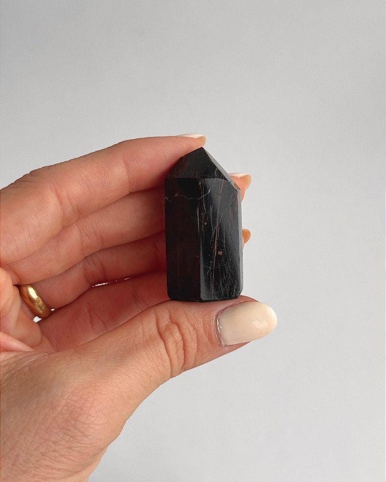 Ponta de Turmalina Negra - Proteção Energética e Espiritual, Inseguranças e Soluções