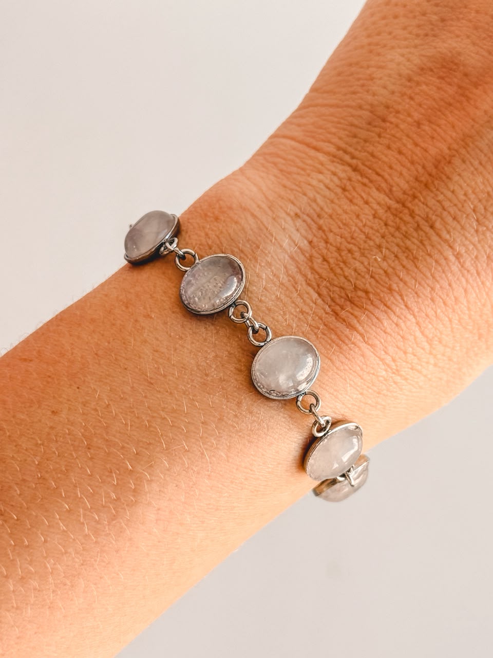 Pulseira Espelho Mágico de Quartzo Rosa em Aço Inox - Pedra do Amor - Cura do Coração, Amor Próprio, Perdão e Gratidão