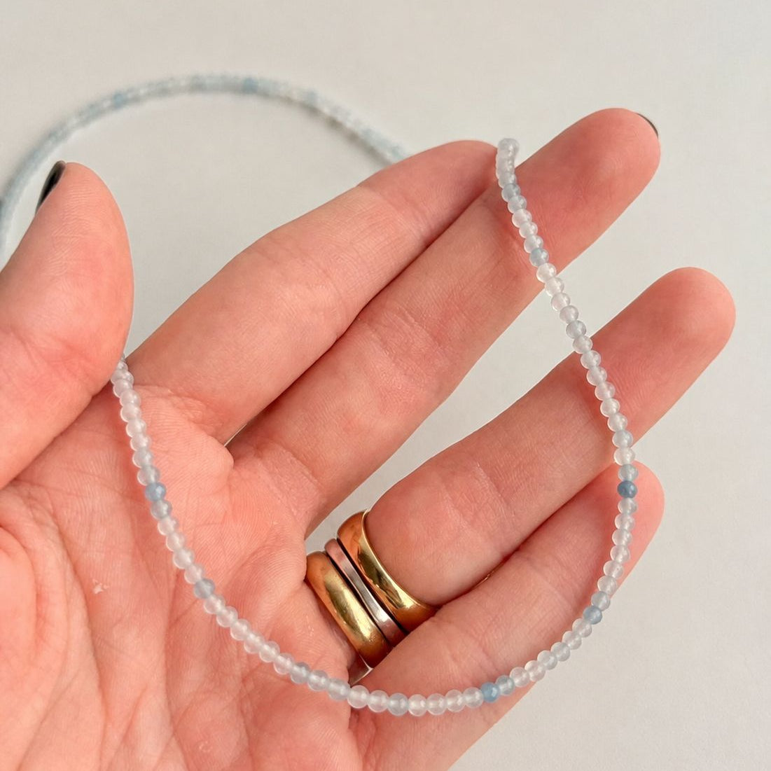 Colar de Água Marinha 2mm Multifacetado - Antiestresse, Adaptação a Mudanças, Melhora os Estudos