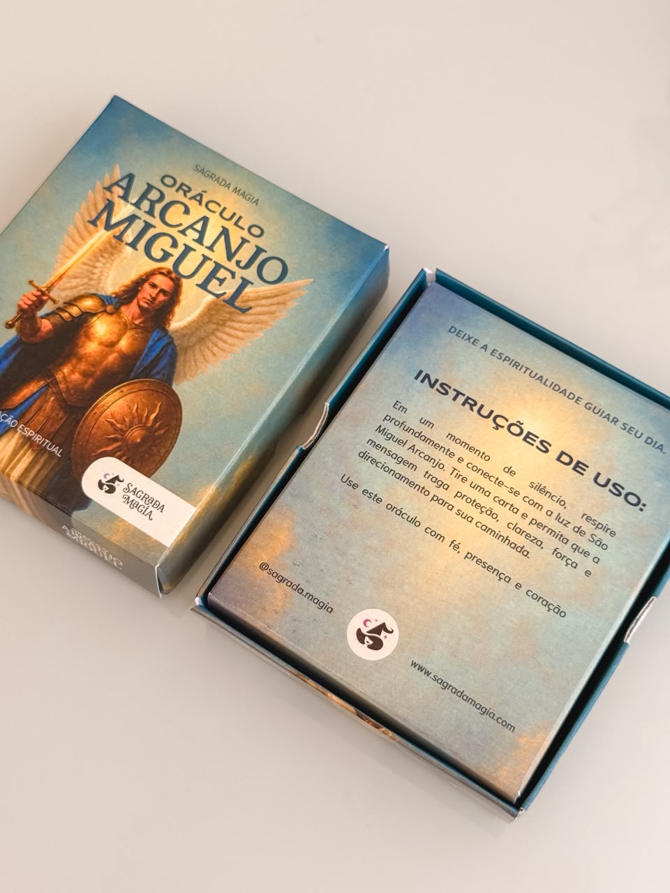 Oráculo do Arcanjo Miguel - Mensagens de Proteção, Força e Direcionamento Espiritual