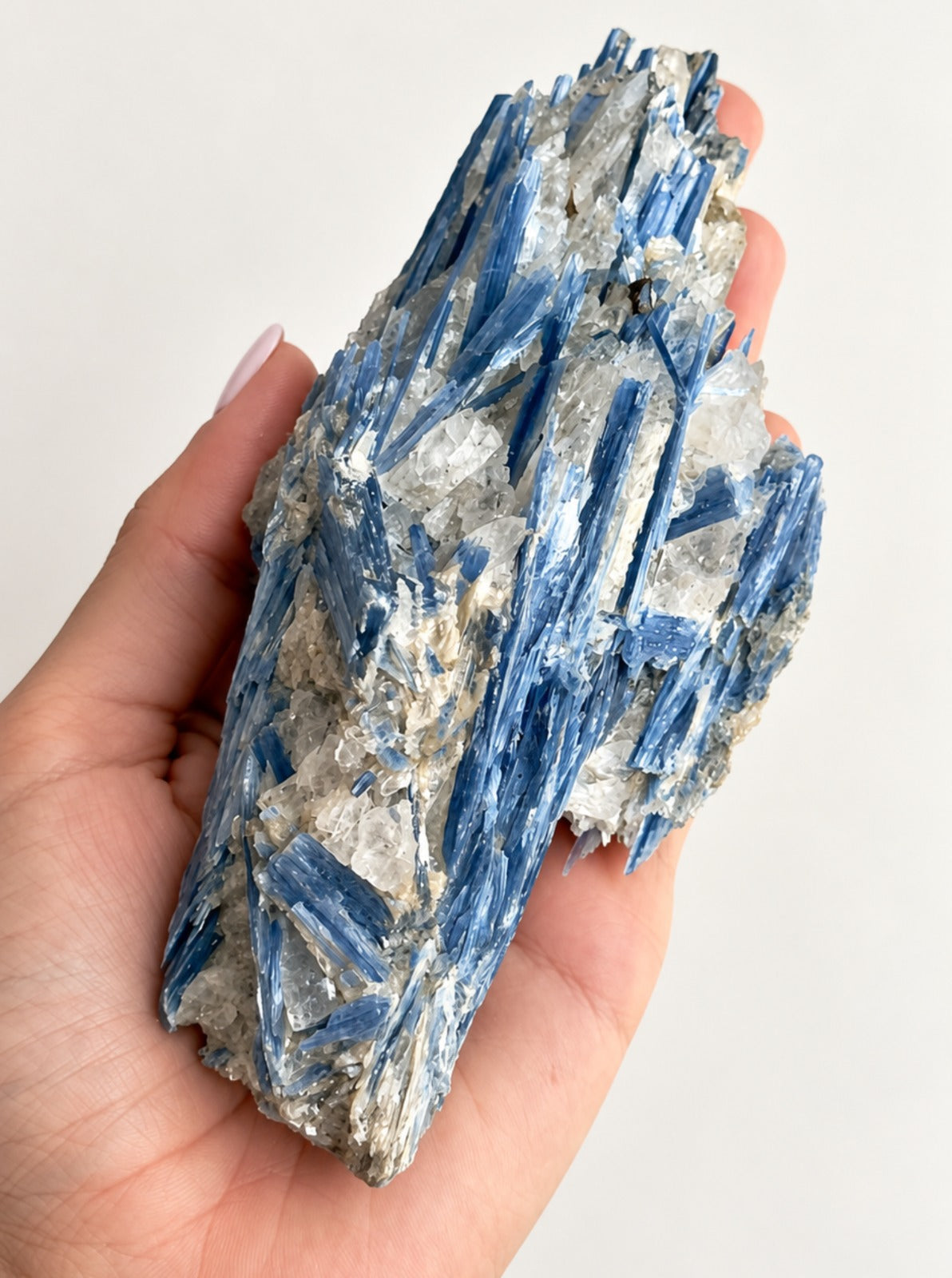 Cianita Azul G para Ambiente - Pedra do Arcanjo Miguel - Proteção dos Anjos