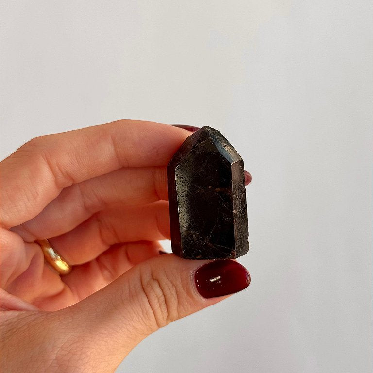 Mini Ponta de Turmalina Negra - Proteção Energética e Espiritual, Inseguranças e Soluções