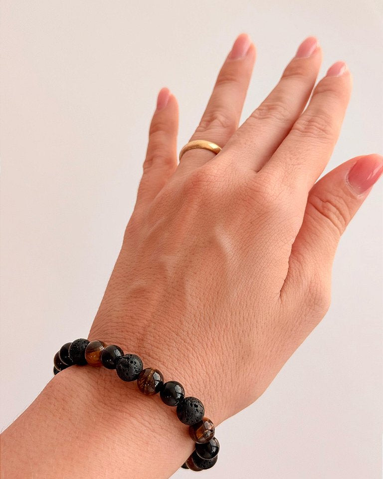 Pulseira Trio de Proteção 8mm - Turmalina Negra, Lava Vulcânica e Olho de Tigre