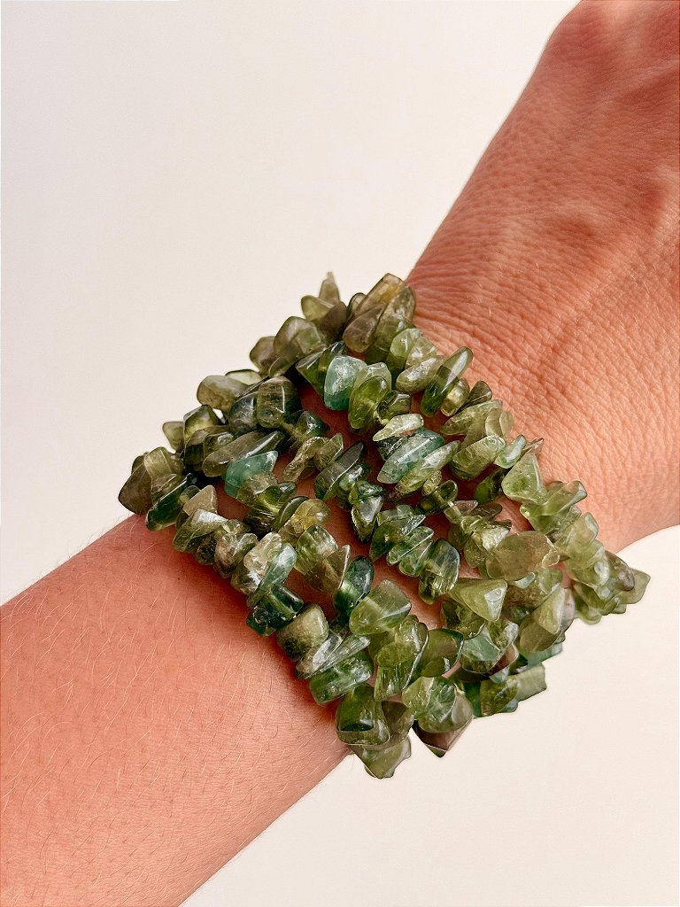 Pulseira de Cianita Verde - Cura Profunda, Sabedoria Interior e Conexão Divina