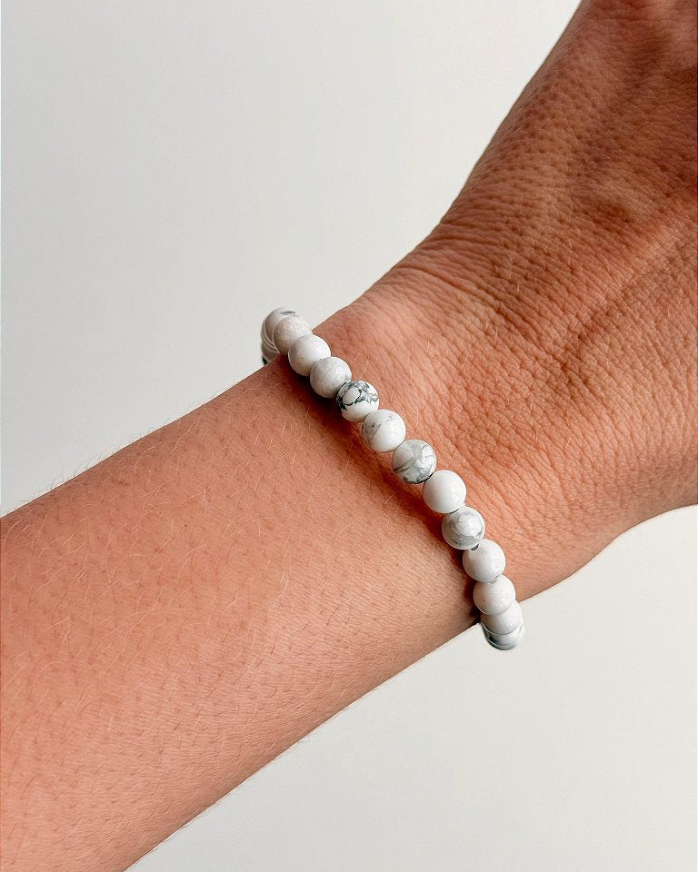Pulseira de Howlita Redonda 6mm - Paz, Paciência e Equilíbrio de Emoções