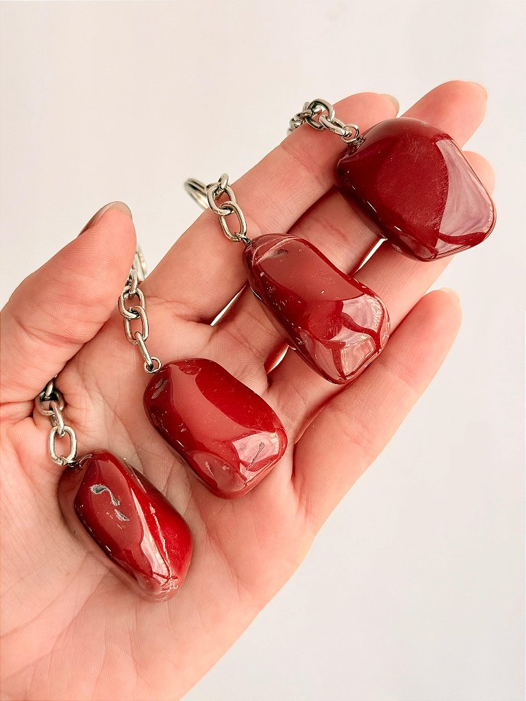 Chaveiro de Jaspe Vermelho Rolado - Coragem, Atitude, Vitalidade e Saúde