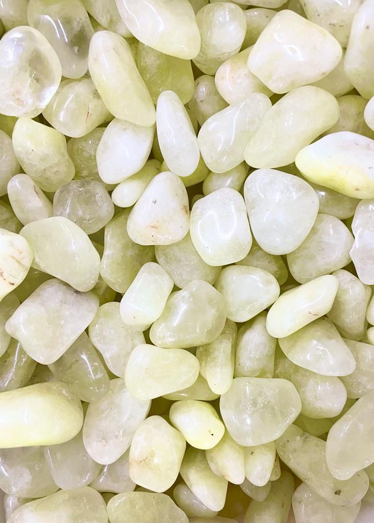 Quartzo com Enxofre Rolada - Proteção, Limpeza e Alívio de Dores