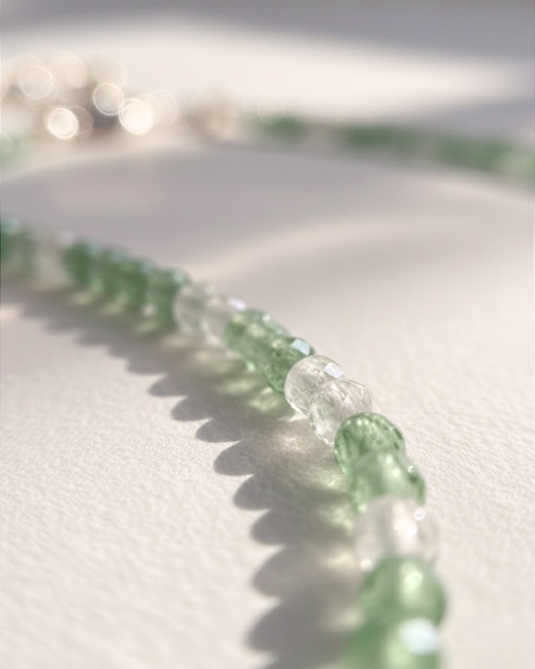 Pulseira de Quartzo Verde 2mm Multifacetada - Saúde e Equilíbrio