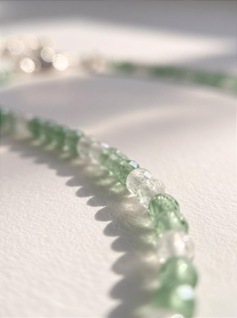 Pulseira de Quartzo Verde 2mm Multifacetada - Saúde e Equilíbrio