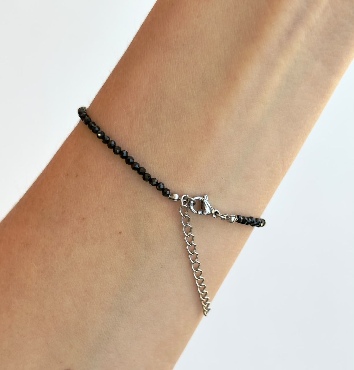Pulseira de Turmalina Negra 2mm Multifacetada - Proteção Energética e Espiritual, Inseguranças e Soluções