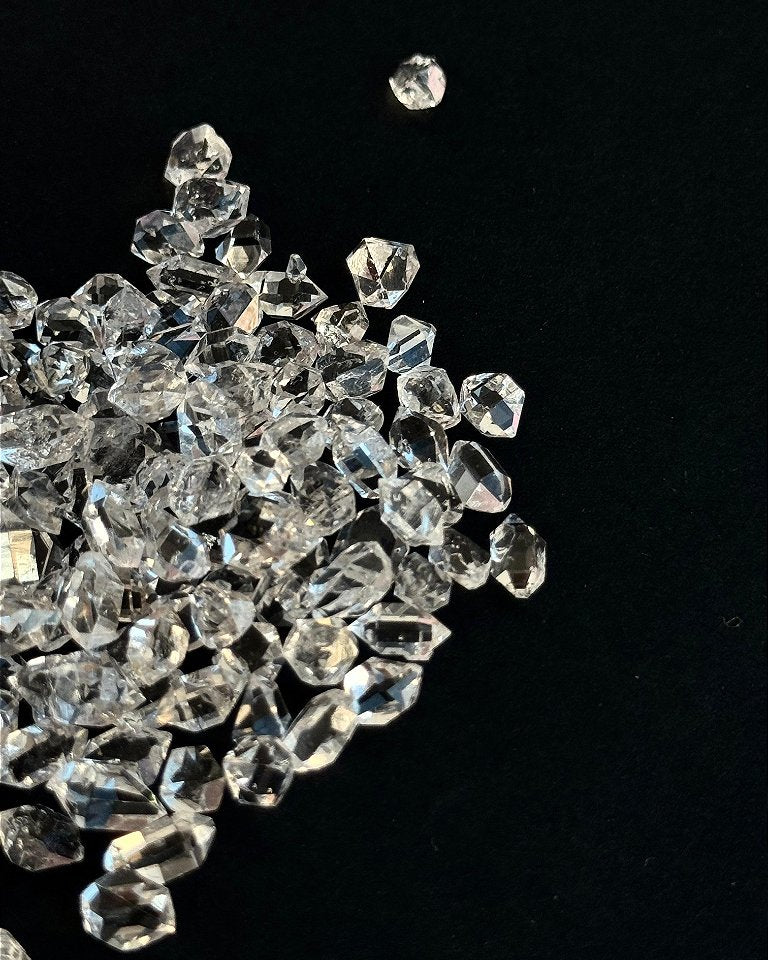 Quartzo Diamante Herkimer - Brilho divino, Clareza e Poder