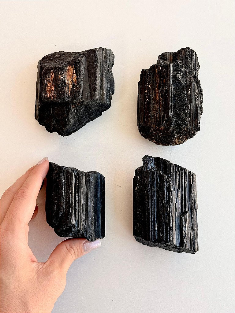 Turmalina Negra de Ambiente M 301 a 500g - Proteção Energética e Espiritual, Inseguranças e Soluções