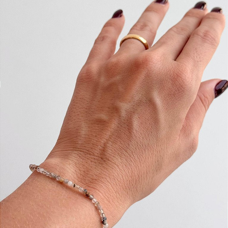 Pulseira de Quartzo Rutilado 2mm Multifacetada - Cura do Passado; Manifestação; Amplificador; Viagens Astrais