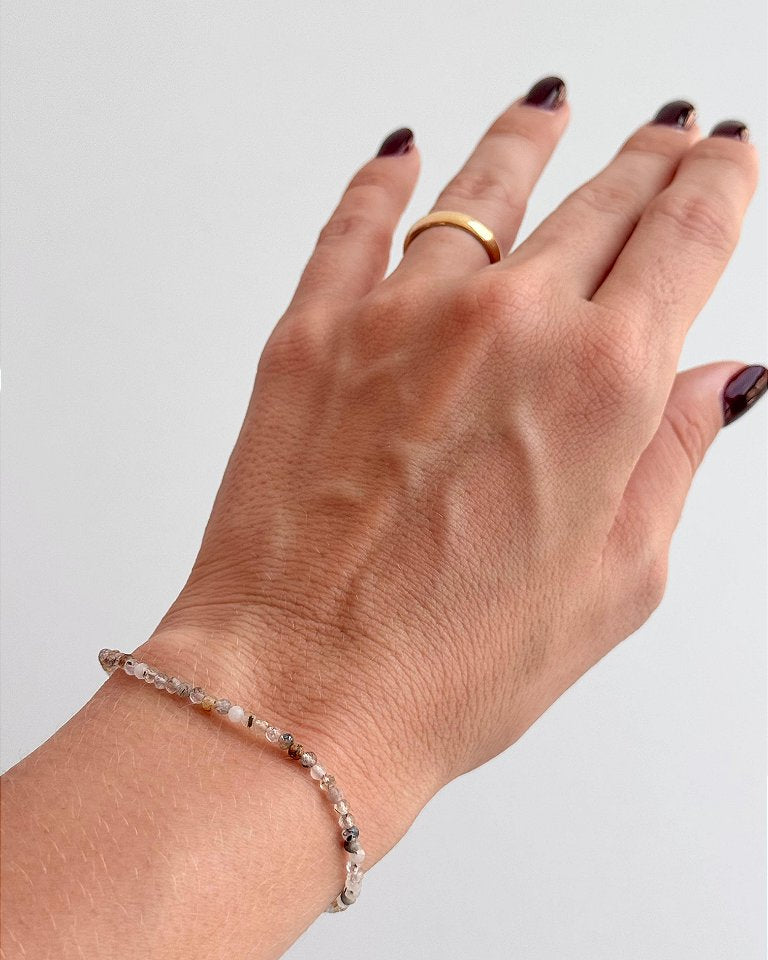 Pulseira de Quartzo Rutilado 2mm Multifacetada - Cura do Passado; Manifestação; Amplificador; Viagens Astrais