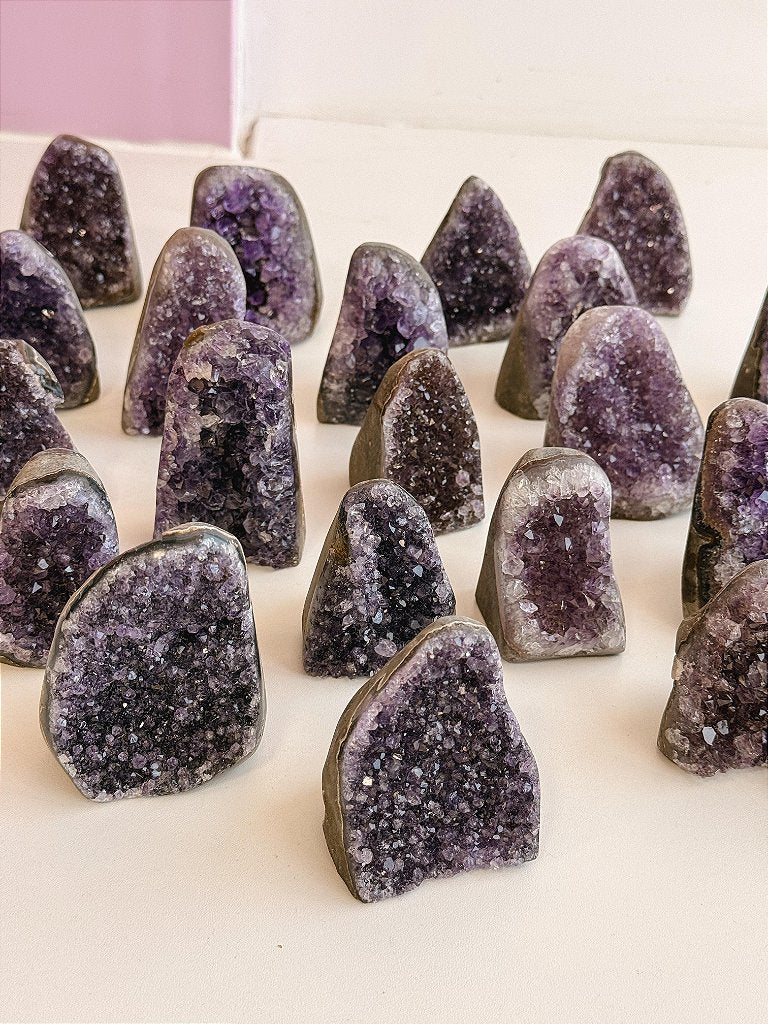 Drusa de Ametista Encantada - Portal Mágico; Eleva a Vibração, a Intuição e Conexão Espiritual
