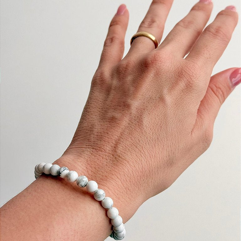 Pulseira de Howlita Redonda 6mm - Paz, Paciência e Equilíbrio de Emoções
