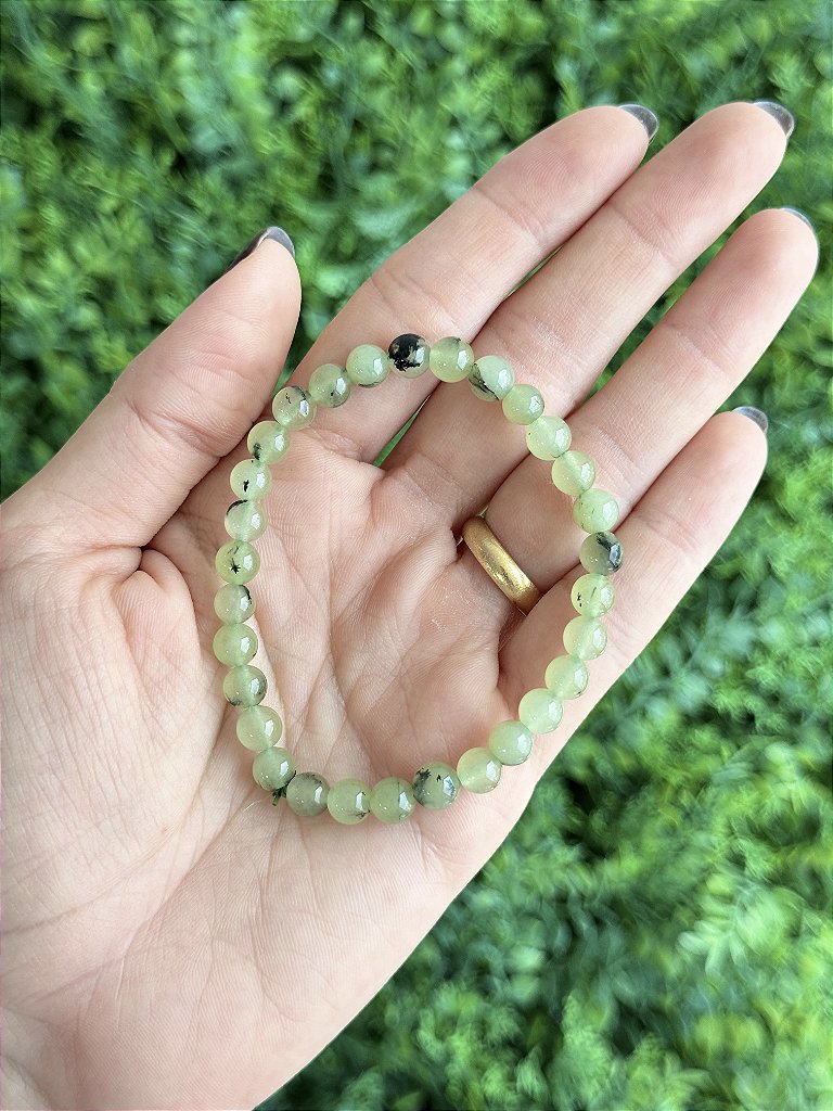 Pulseira de Prehnita 6mm - Ouvir o Coração, Desapego, Fobias, Sinceridade e Atitude