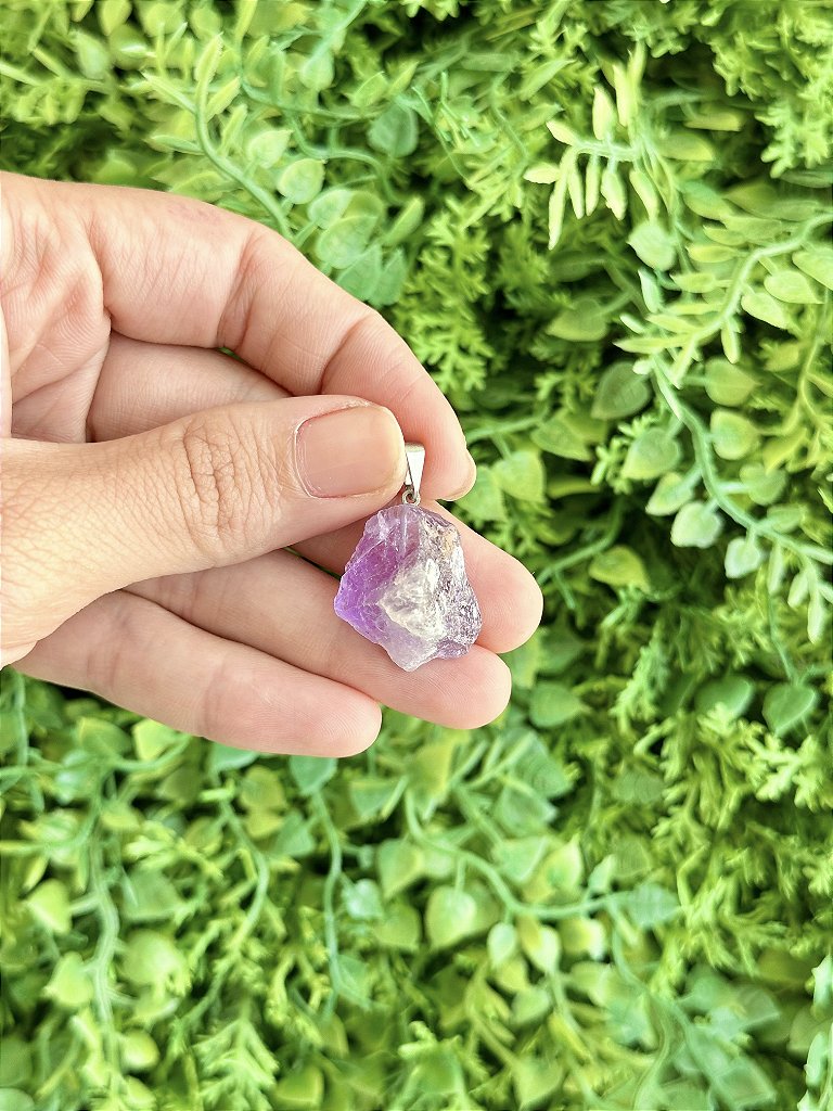 Pingente de Ametista Bruta Simples - Intuição, Conexão, Espiritualidade e Eleva a Vibração
