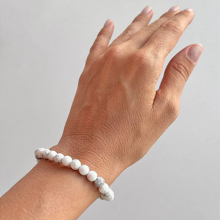 Pulseira de Howlita Redonda 8mm - Paciência, Ansiedade, Equilíbrio de Emoções e Paz