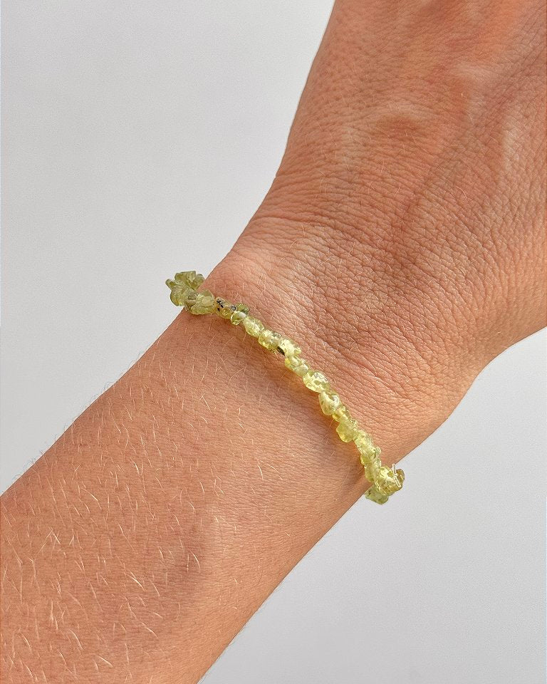 Pulseira de Peridoto Cascalho Mini - Transformação; Mudanças Drásticas; Destino; Libera Tensões