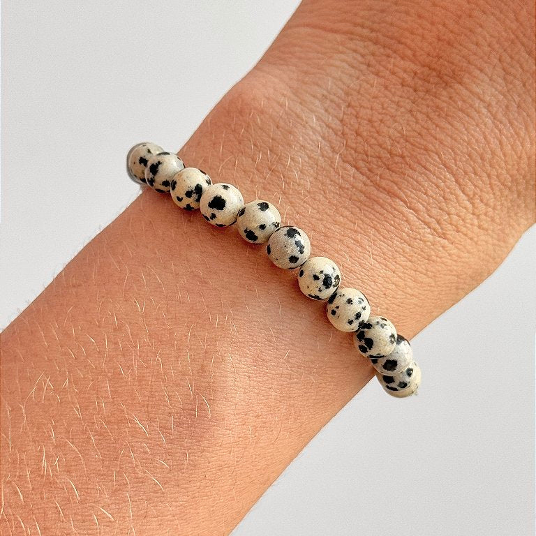 Pulseira de Jaspe Dálmata Redonda 6mm - Criança Interior, Alegria, Missão de Vida e Leveza