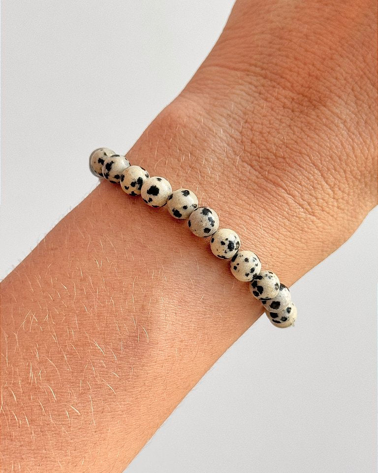 Pulseira de Jaspe Dálmata Redonda 6mm - Criança Interior, Alegria, Missão de Vida e Leveza